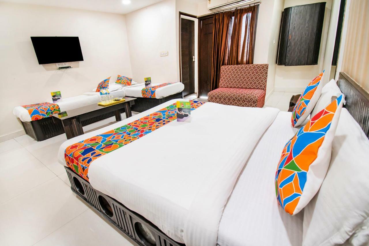 Fabhotel Galaxy Bhanwar Kuan 3*