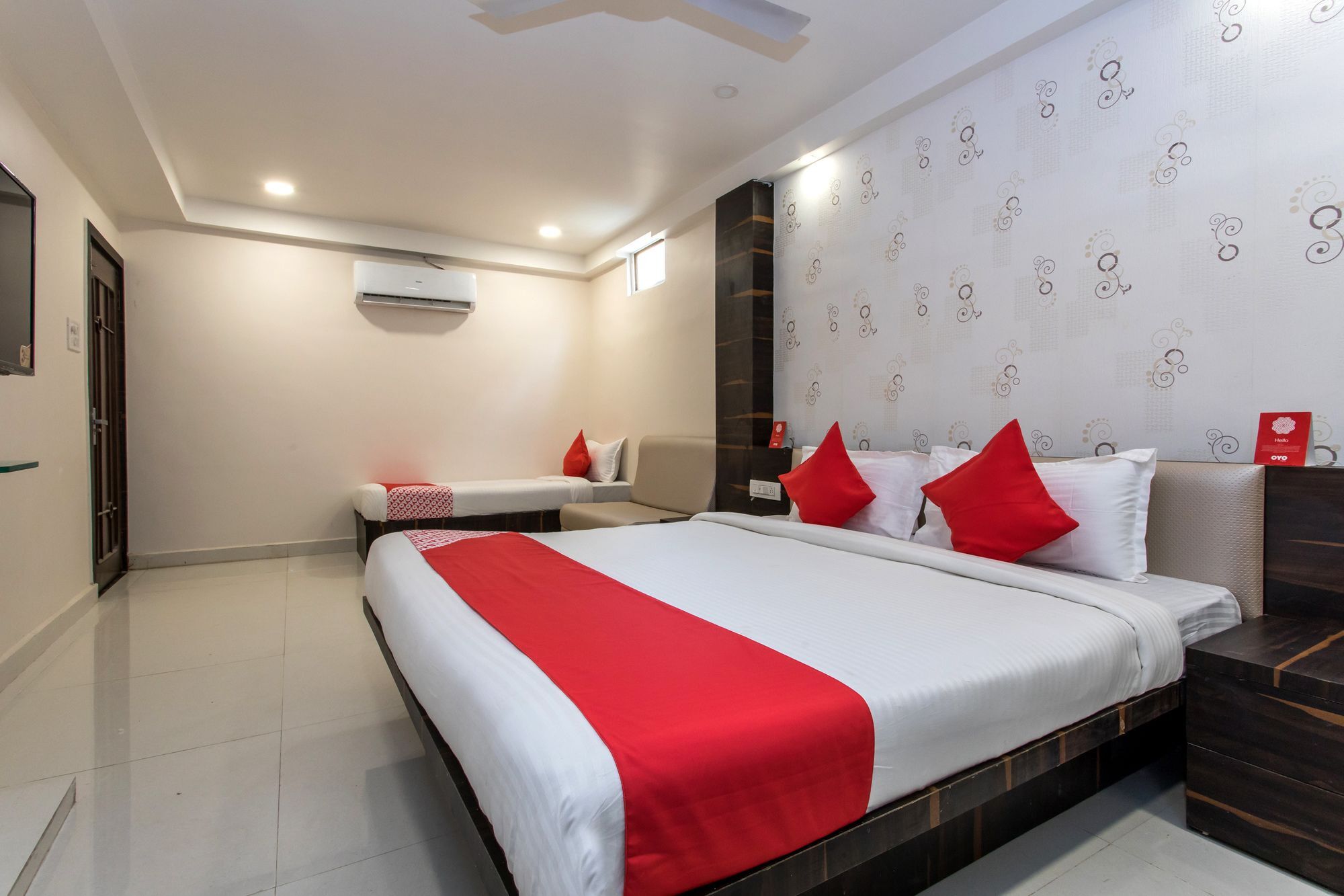 Fabhotel Galaxy Bhanwar Kuan Indore